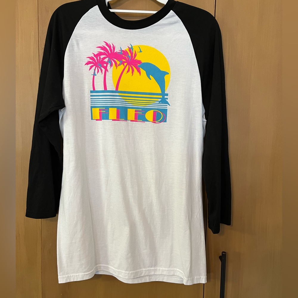 FLEO WZA 2022 Dolphin Baseball Tee